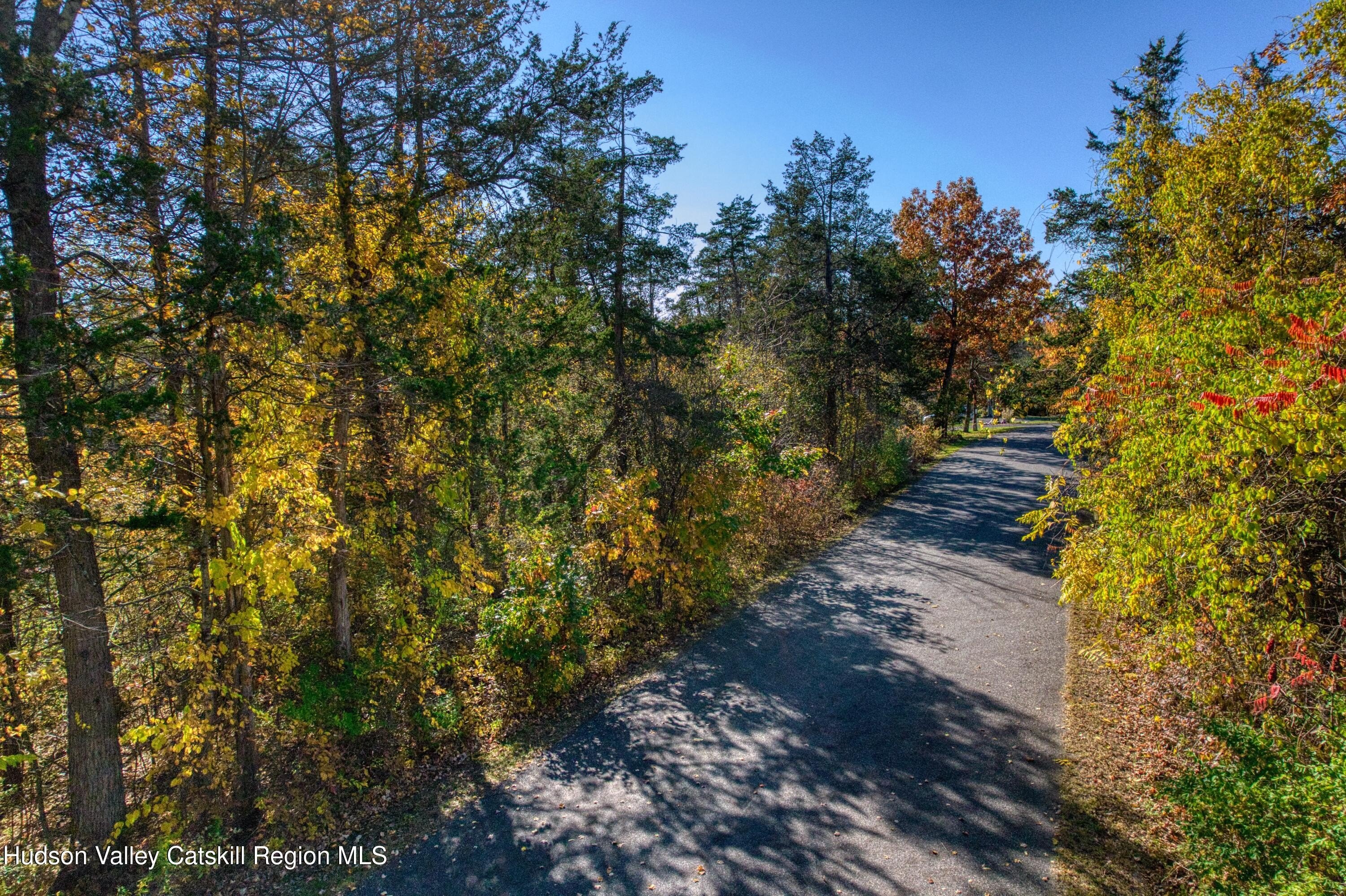 Lakefront Property in Sleepy Hollow