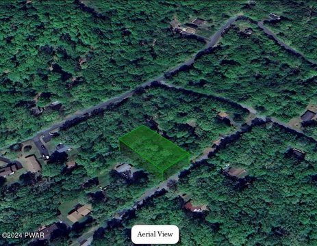 Residential Land in Bushkill, PA