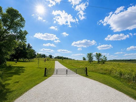Land/Lot/Farm, Walker, IA