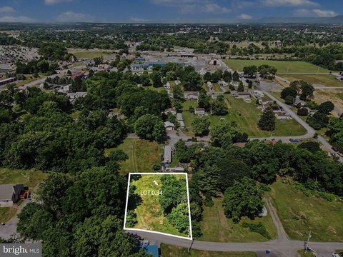 Residential Land Lot with Additional Lots