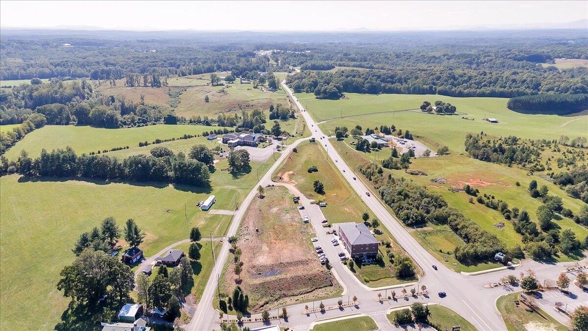 Commercial Lot in Growing Development
