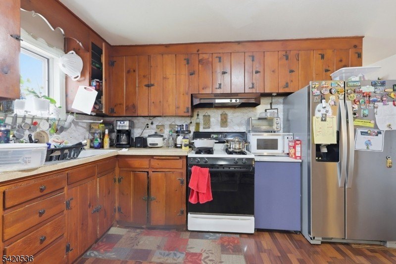 Picture 8