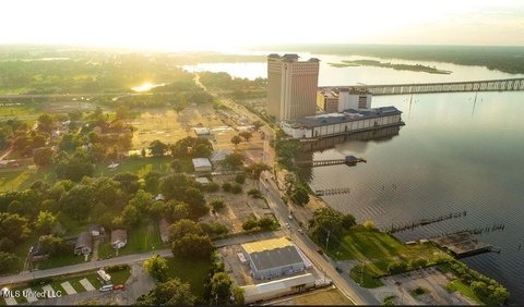 Biloxi Commercial Land For Sale