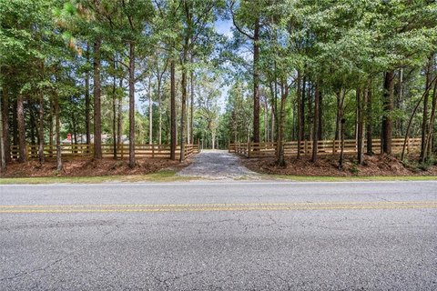 LAND - Semmes, AL