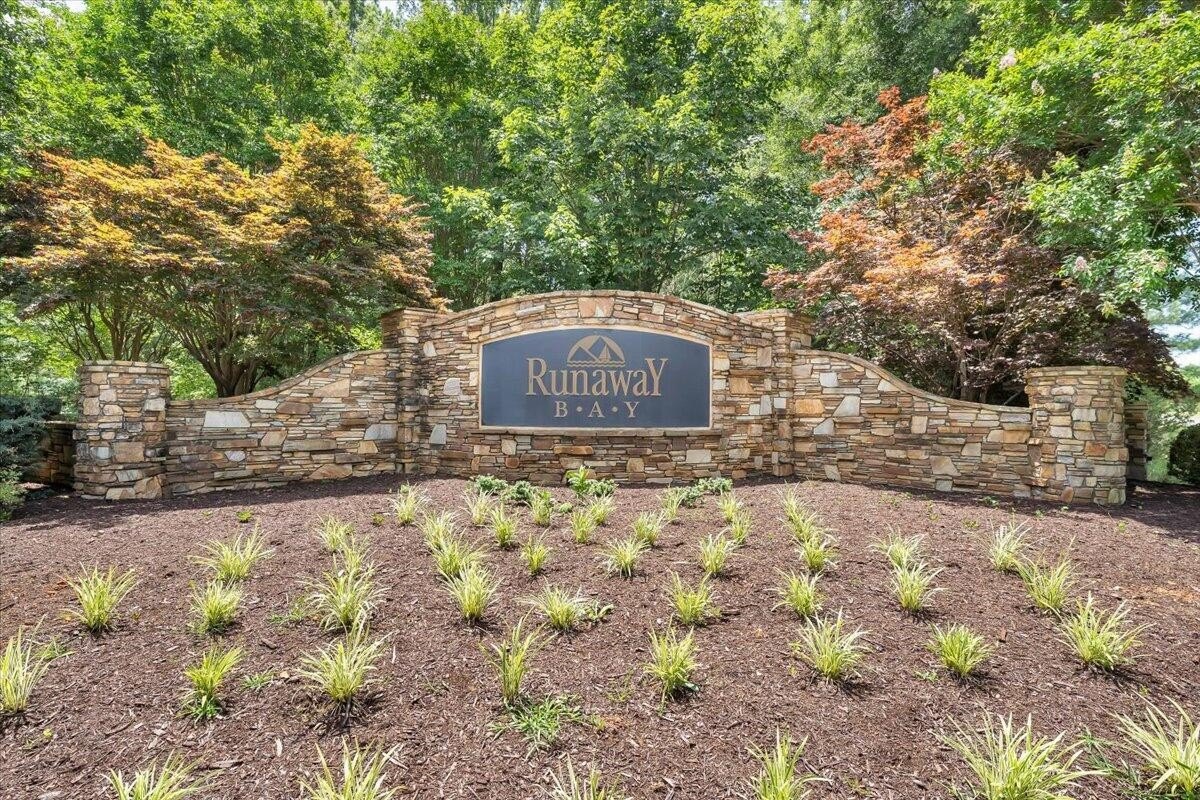 Waterfront Lot in Runaway Bay