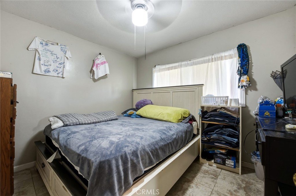 Picture 33