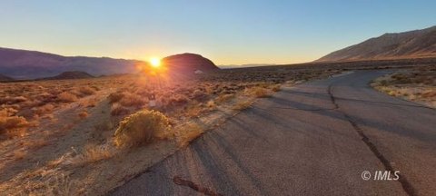 Land with Mountain Views