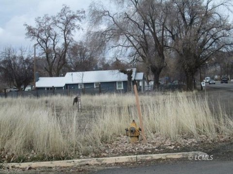 Commercial Lots Near Highway 395