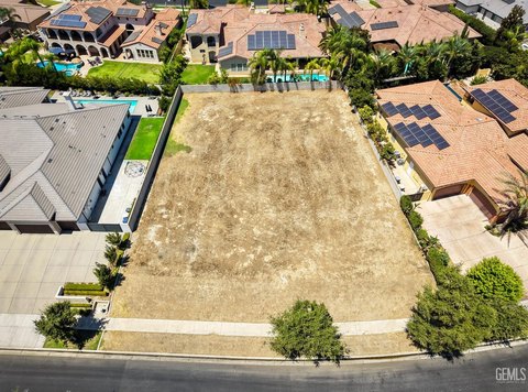 Land, Bakersfield, CA