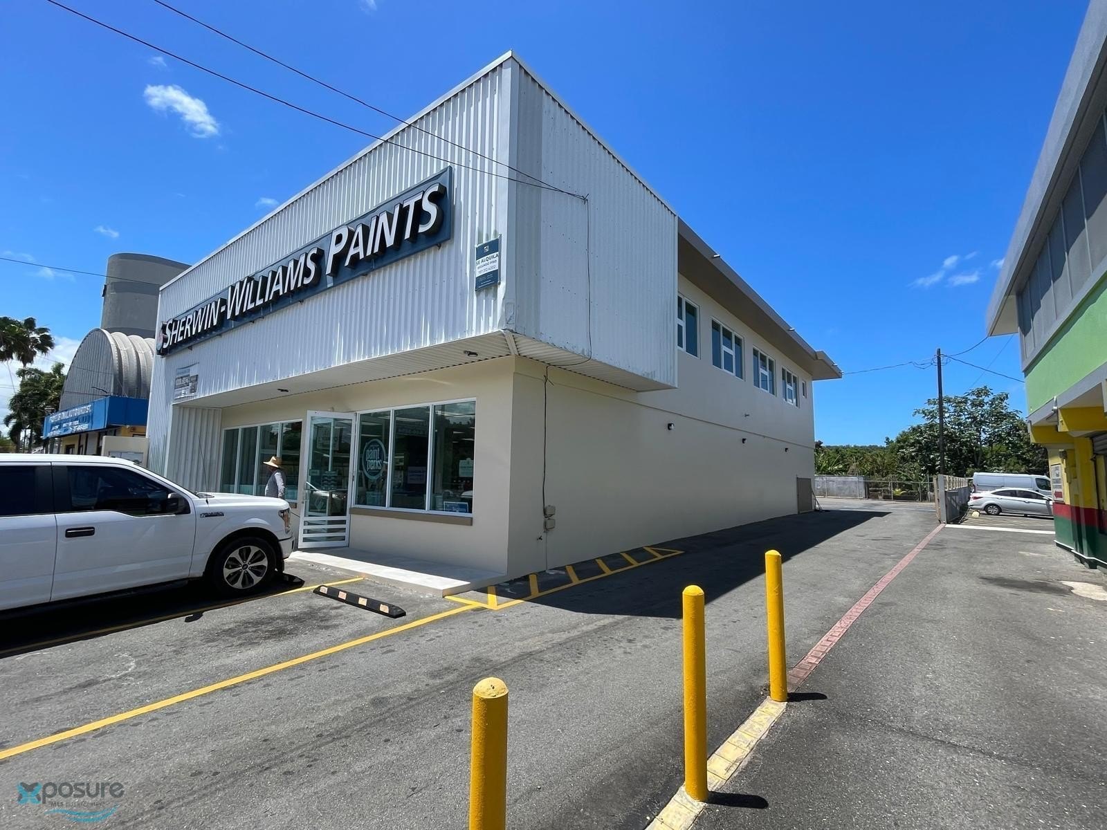 Barceloneta Commercial Space Available