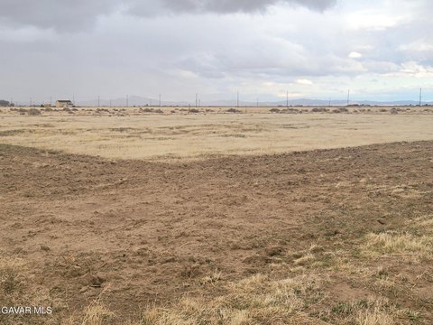 West Lancaster Acreage for Development