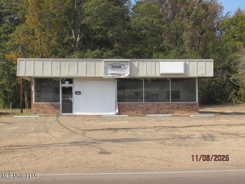 Retail/Office Space in Jackson