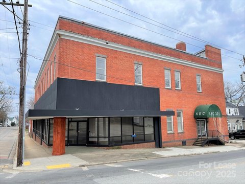Renovated Commercial Space in Wadesboro