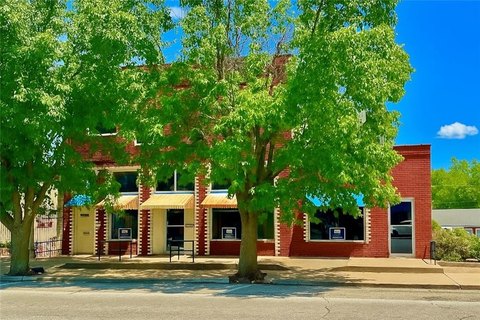 Higginsville Multi-Use Historical Property