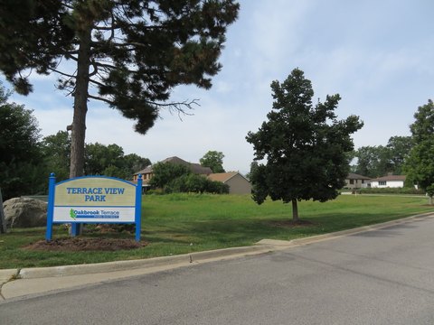 Land, Oakbrook Terrace, IL