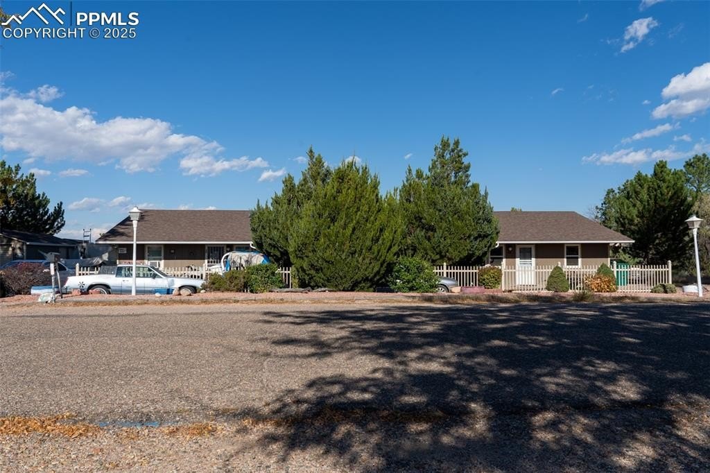 Spacious Duplex: Investor Special