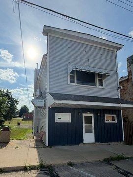 Mixed-Use Building with Income Potential