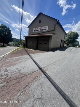 Historic Auto Repair Building with Paint Booth
