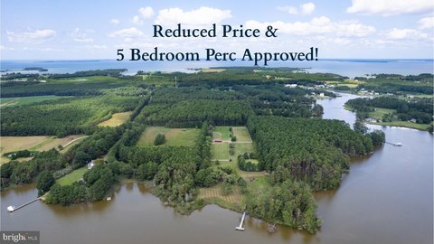 Waterfront Horse Farm Acreage