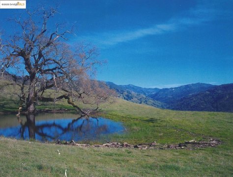 664-Acre Ranch with Hunting Lodge