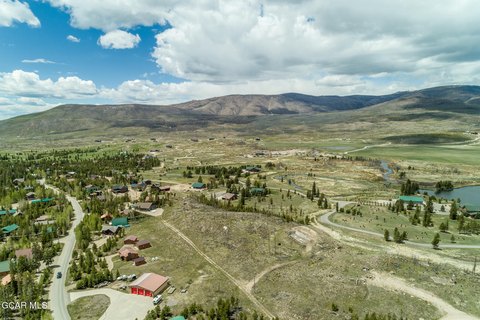 Grand Lake Land with Mountain Views