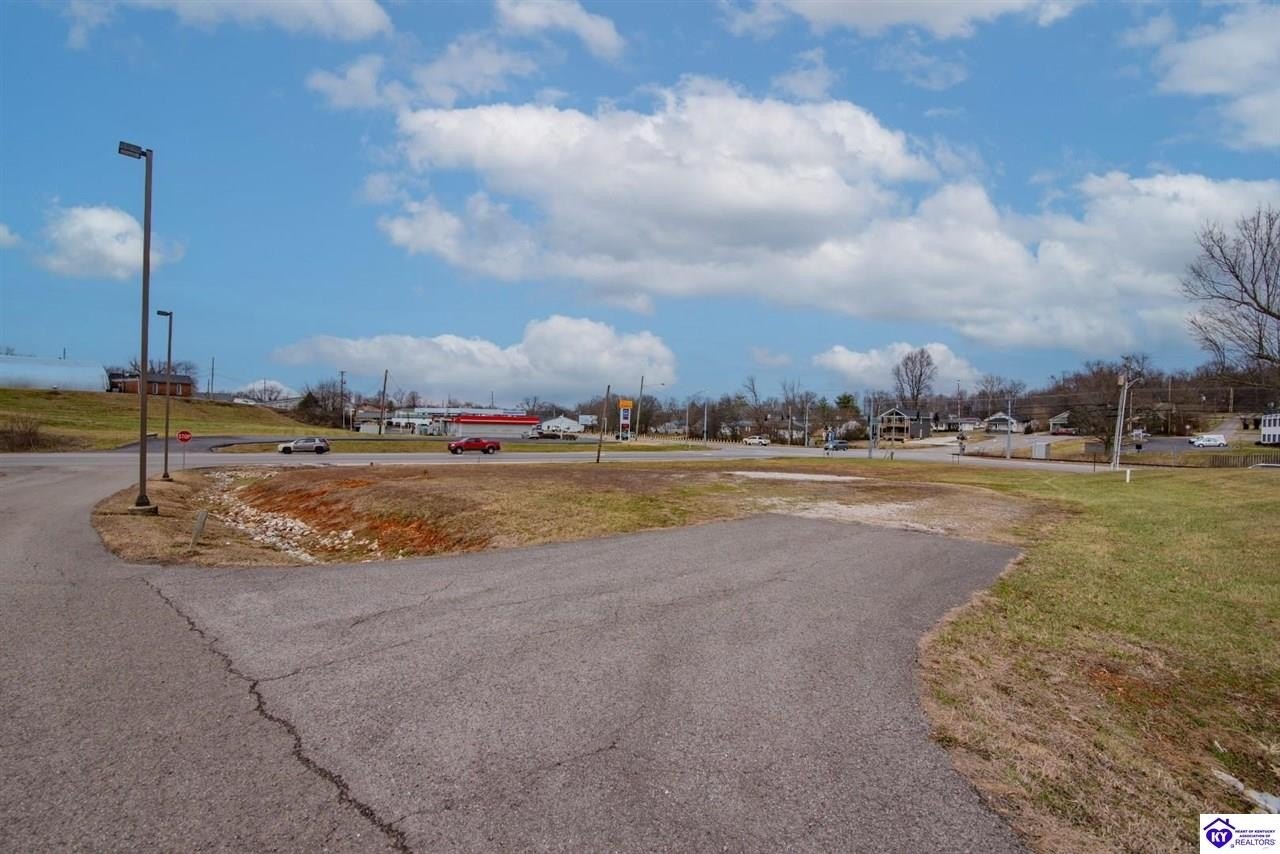 High-Visibility Corner Commercial Lot