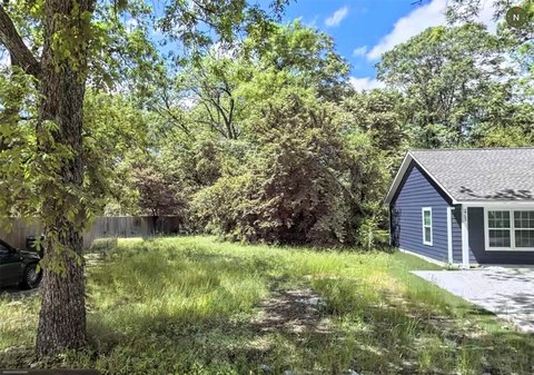 Land, Dallas, TX