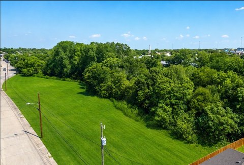 LAND - Dallas, TX