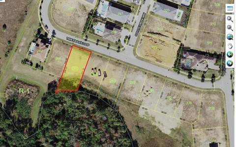 Conservation Lot in Golf Community