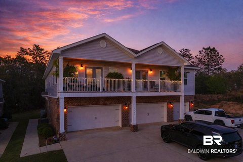 Upgraded Residential Income Townhome