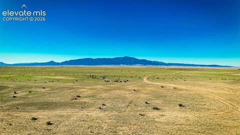 Land, Walsenburg, CO