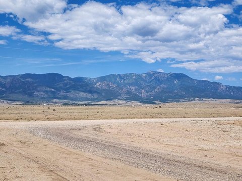 LAND - Walsenburg, CO