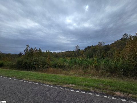 7 Acres of Versatile Land