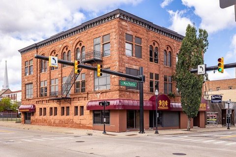 Historic Landmark Retail/Office Space