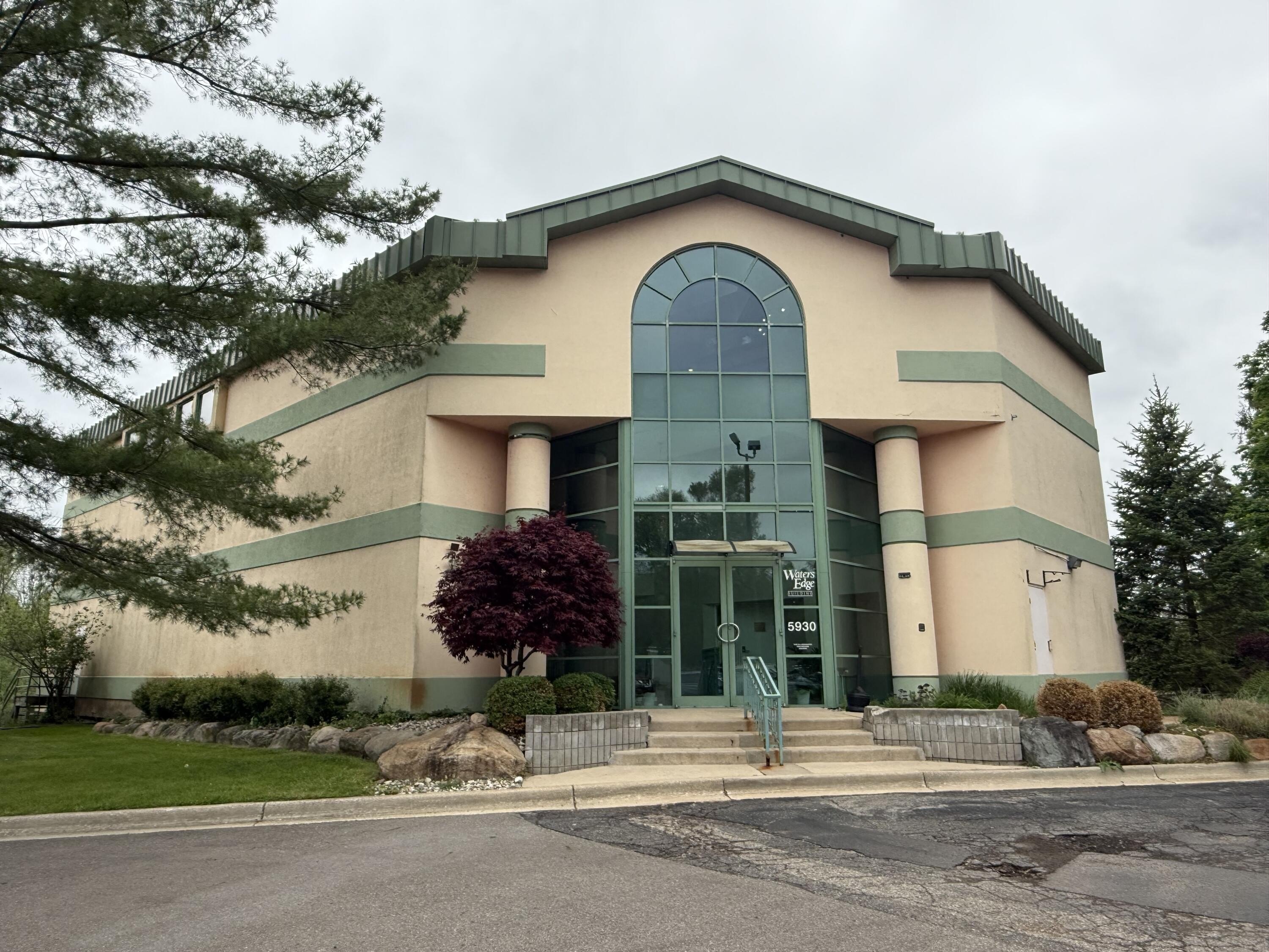 Office Units in Portage, MI