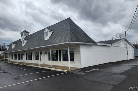 Versatile Commercial Space on Route 11