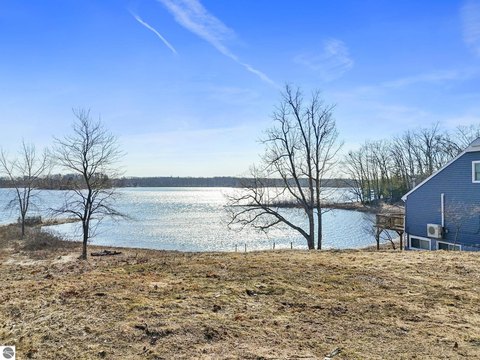 Lakefront Buildable Lot with Utilities