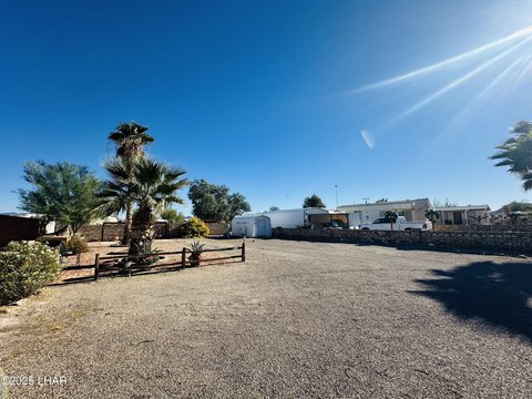 Quartzsite Land with Mountain Views