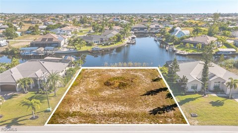 Waterfront Land in Cape Coral