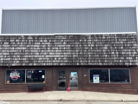 Klemme, IA Turn-Key Bar