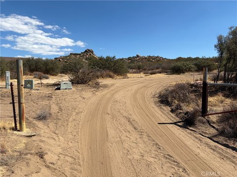 Land, Anza, CA