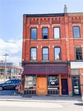 Bar and Restaurant with Apartment