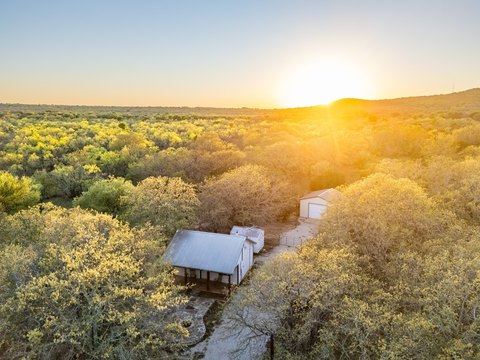 Hunting Land Ranch Getaway
