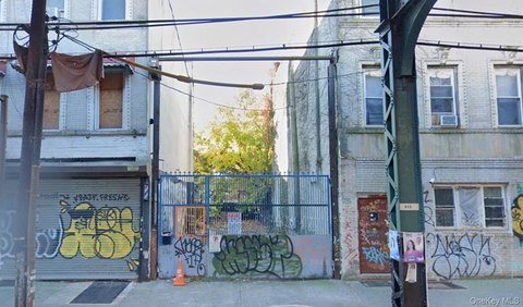 Brooklyn Commercial Lot For Sale