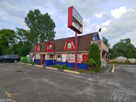 Live-Work Retail Building
