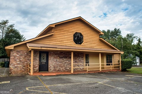 Office Building in Warner Robins