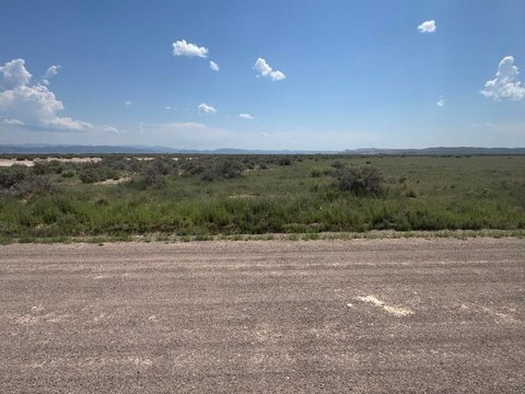 Land, Beryl, UT