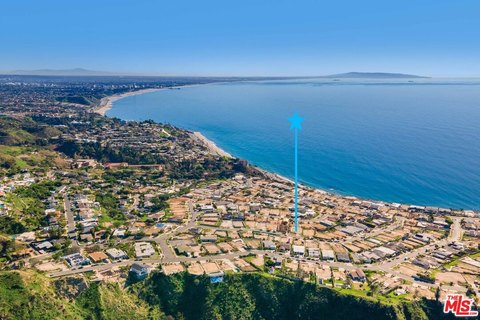 LAND - Malibu, CA