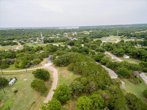 Tree-Lined Lot for Mobile Homes