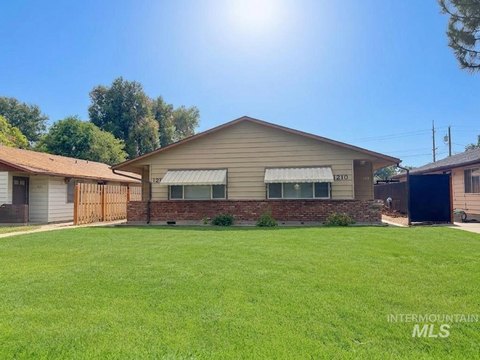 Single-Level Duplex with Carports